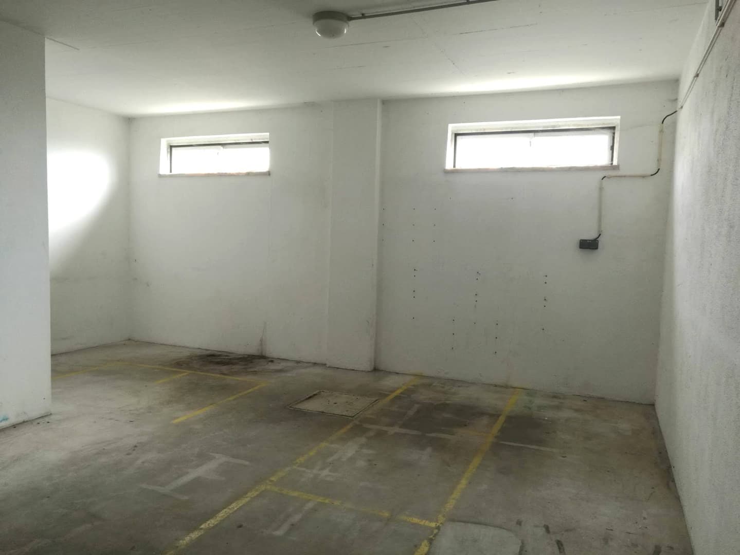 Garagem Box Fechada para Arrendar em Mafra – 37 m² - Foto 2